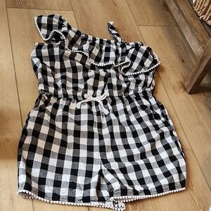 Black and White Checkered Romper, Large 10-12 Plus